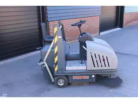 Varredor 2010  cowaco zit veegmachine elektrische hoogkieper (1)