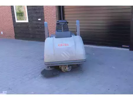 Varredor 2010  cowaco zit veegmachine elektrische hoogkieper (4)