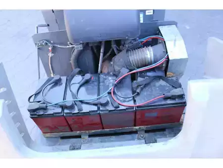 Varredor 2010  cowaco zit veegmachine elektrische hoogkieper (8)