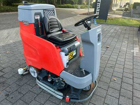 Hako Schrubmaster B120R