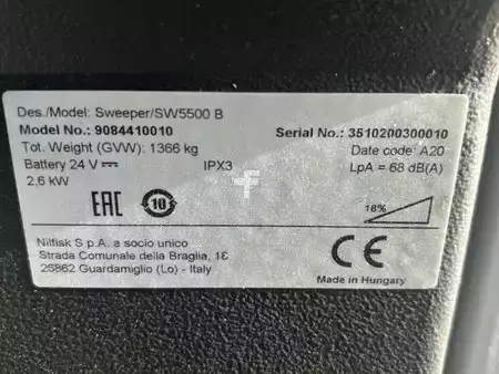 Zametací stroj 2020  Nilfisk SWEEPER SW5500 B (8)