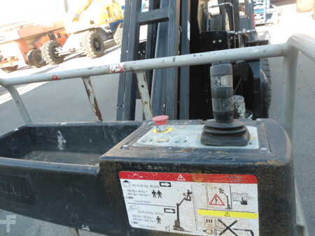 Piattaforme aeree verticali  Manitou 80VJR (4)