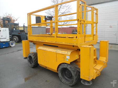 Scissor lift 2008  Genie GS-2668RT (2)
