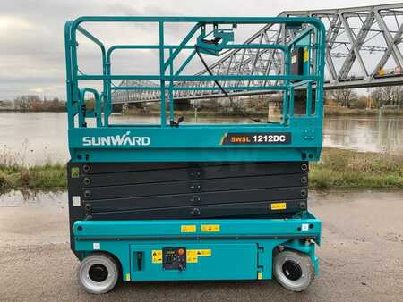 Autres 2024 Sunward SWSL1212DC (1)