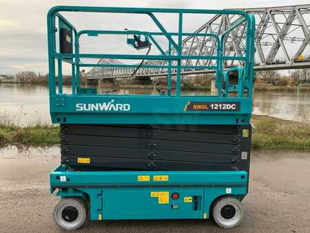 Muut 2024 Sunward SWSL1212DC (2)