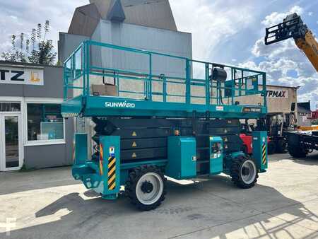 Ostatní 2025  Sunward SWSL1623RT (10)