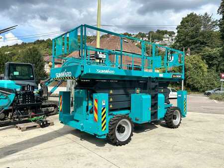 Ostatní 2025  Sunward SWSL1623RT (2)