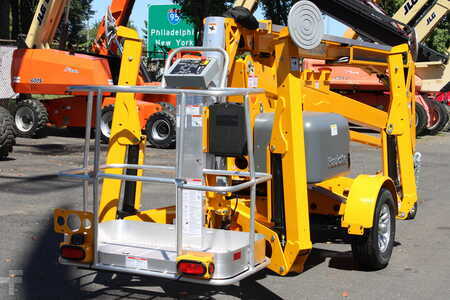 Articulating boom lift 2024  Bil-Jax 5533A (1)