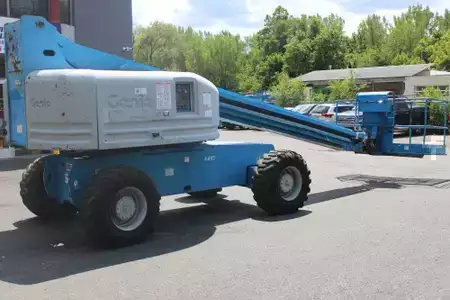 Telescopic boom lift 1999  Genie S60 (3)