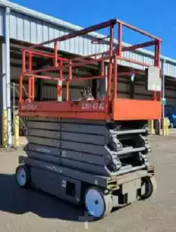 Plataforma de Tijera 2017  SkyJack SJ4740 (1)