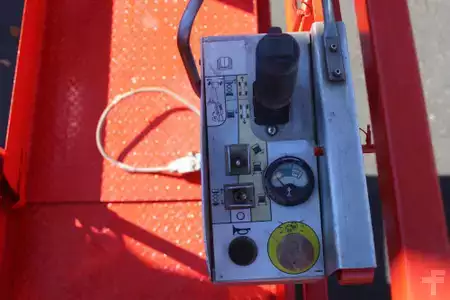 Plataforma de Tijera 2016  SkyJack SJ3220 (10)