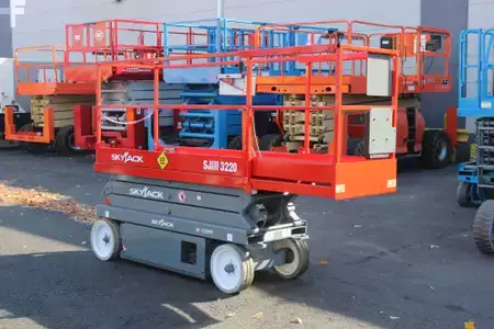 Plataforma de Tijera 2016  SkyJack SJ3220 (18)