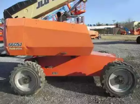 Plataforma Telescópica 2012  JLG 660SJ (2)