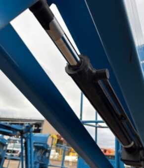 Articulating boom lift 2017  Genie Z45/25J (11)