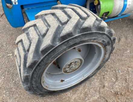 Articulating boom lift 2017  Genie Z45/25J (33)