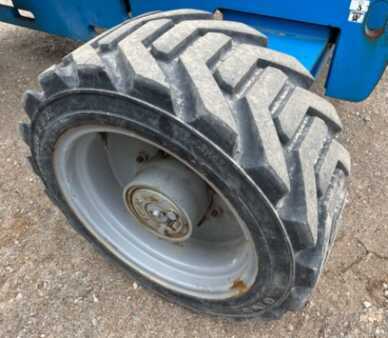 Articulating boom lift 2017  Genie Z45/25J (36)