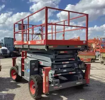 Plataforma de Tijera 2016  SkyJack SJ8841 (1)