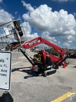 Elevador de araña  Teupen LEO18GT (1)