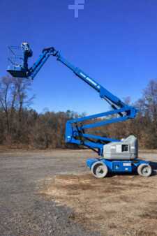Articulating boom lift 2017  Genie Z40/23NRJ (2)