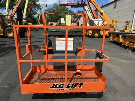 Articulating boom lift 2023  JLG 340AJ (6)