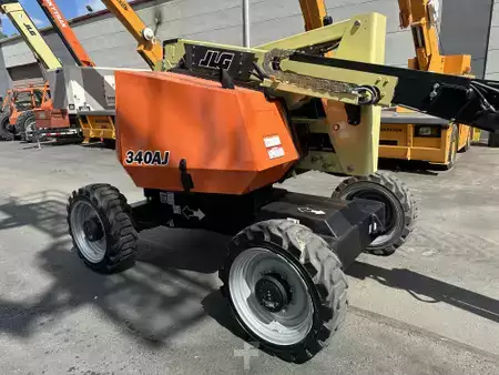 Articulating boom lift 2023  JLG 340AJ (8)