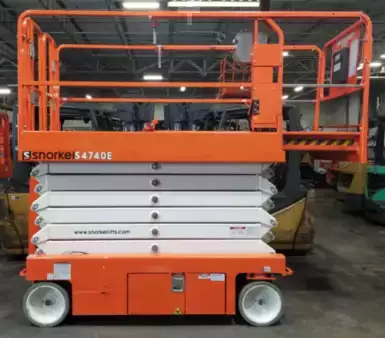Scissor lift 2021  Snorkel S4740E (1)