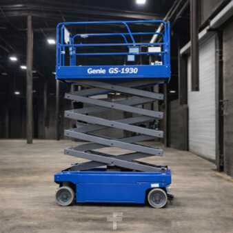 Scissor lift 2018  Genie GS3246 (3)