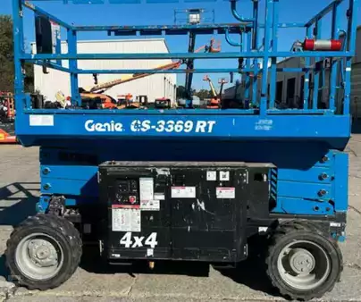 Scissor lift 2017  Genie GS3369RT (1)