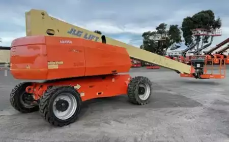 Telescopic boom lift 2016  JLG 800S (1)