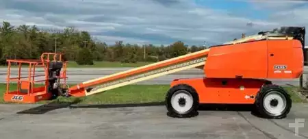 Telescopic boom lift 2016  JLG 600S (1)