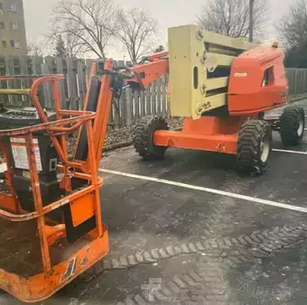 Plataforma Articulada 2017  JLG 450AJ (1)