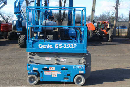 Plataforma Tijera 2021  Genie GS-1932 E-Drive (3)