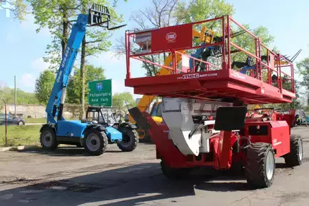 Telescopic boom lift 2014  MEC Titan 60S (16)