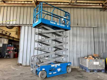 Scissor lift 2016  Genie GS3246 (2)