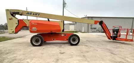 Articulating boom lift 2018  JLG 800AJ (1)