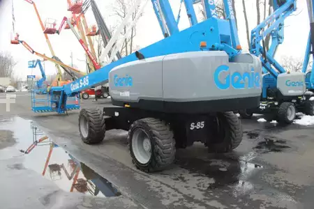 Plataforma Telescópica 2017  Genie S85 (2)