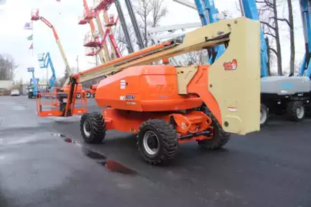Articulating boom lift 2018  JLG 800AJ (1)