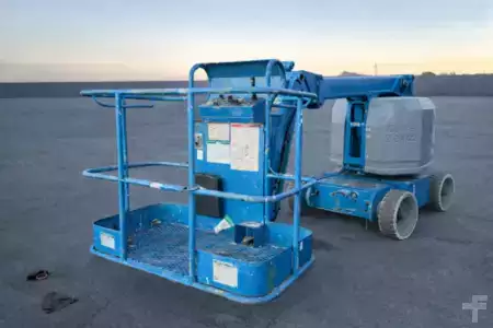 Articulating boom lift 2013  Genie Z34/22N (3)