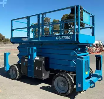 Plataforma de Tijera 2015  Genie GS5390RT (1)
