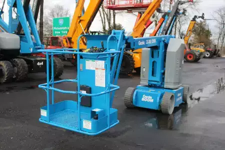 Articulating boom lift 2016  Genie Z30/20N (1)