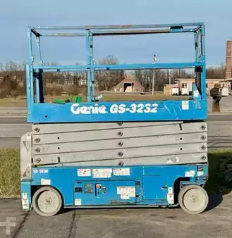 Scissor lift 2016  Genie GS3232 (1)