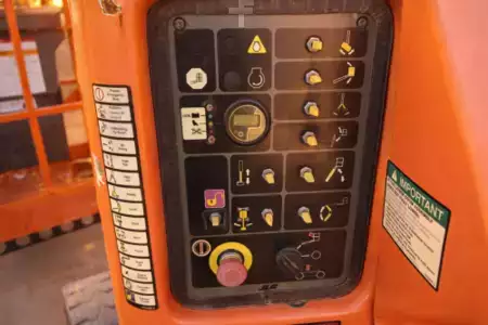 Articulating boom lift 2017  JLG E400AJPN (5)