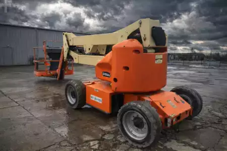Plataforma Articulada 2017  JLG E450AJ (2)