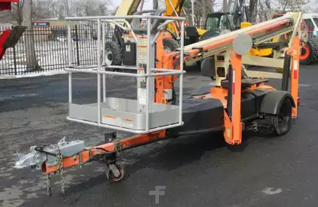 Plataforma de remolque 2007  JLG T350 (7)