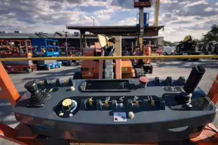 Plataforma Articulada 2019  JLG E450AJ (3)