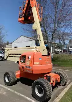 Plataforma Articulada 2014  JLG 450AJ (2)