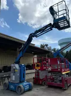 Articulating boom lift 2015  Genie Z30/20N (1)