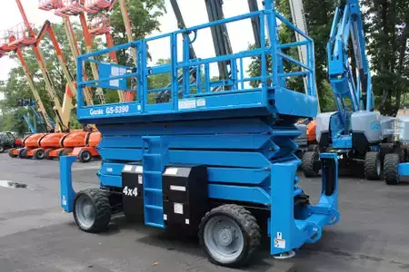 Plataforma de Tijera 2015  Genie GS5390RT (4)