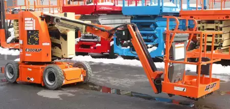 Articulating boom lift 2020  JLG E300AJP (18)