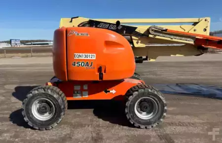 Plataforma Articulada 2020  JLG 450AJ (1)